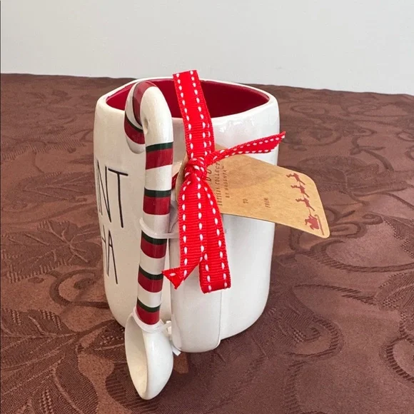 🎄Rae Dunn Holiday Mug - Picture 7 of 10